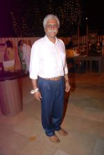 at Talat Aziz concert in Blue Sea on 13th May 2012 (279).JPG